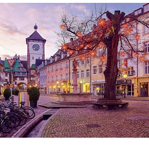 Oberlinden im Weihnachtsgewand